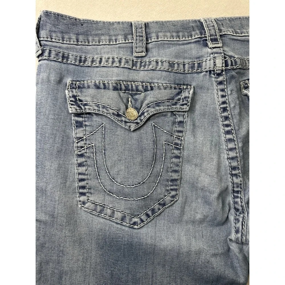True Religion note spot